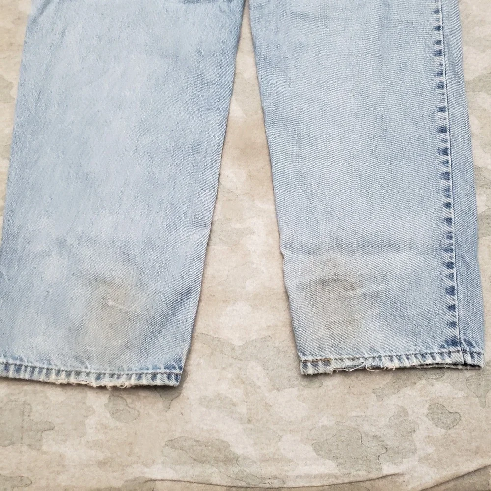 VTG Levi's 560 Jeans Mens 34x34 Blue Y2K Comfort Fit Denim Light Wash Distressed